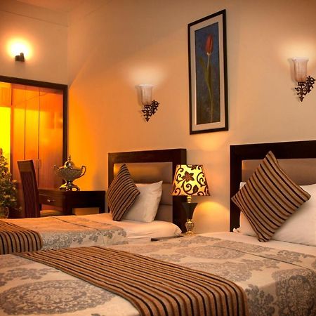 Royal Elegance Hotel Lahore Ngoại thất bức ảnh