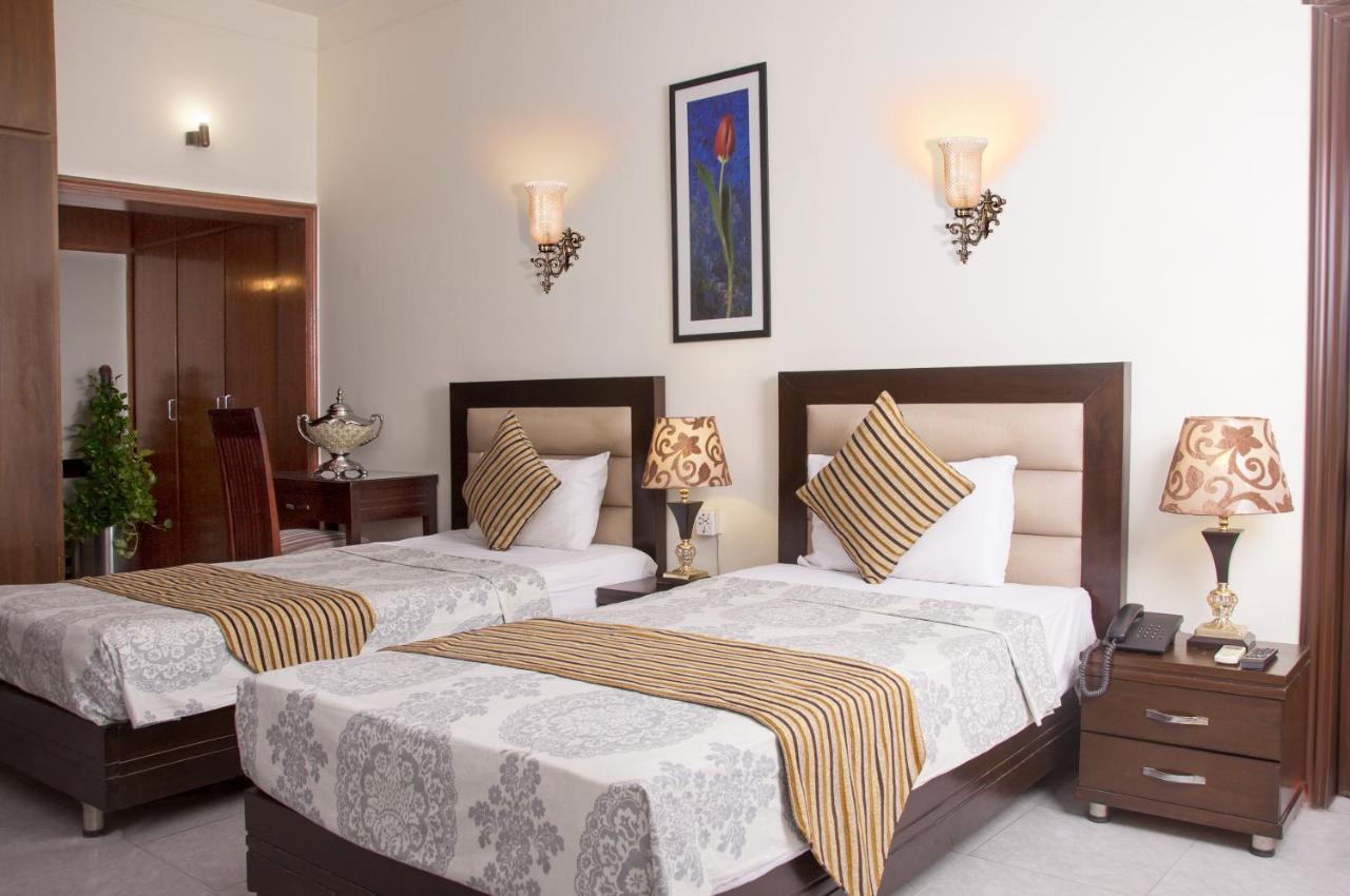 Royal Elegance Hotel Lahore Ngoại thất bức ảnh
