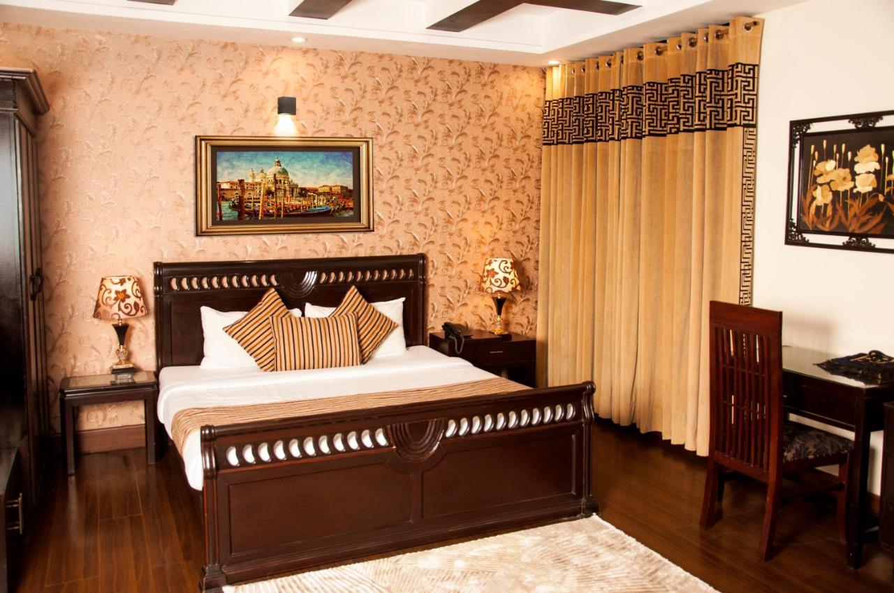 Royal Elegance Hotel Lahore Ngoại thất bức ảnh