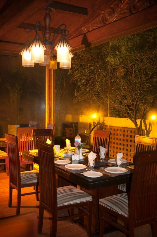 Royal Elegance Hotel Lahore Ngoại thất bức ảnh