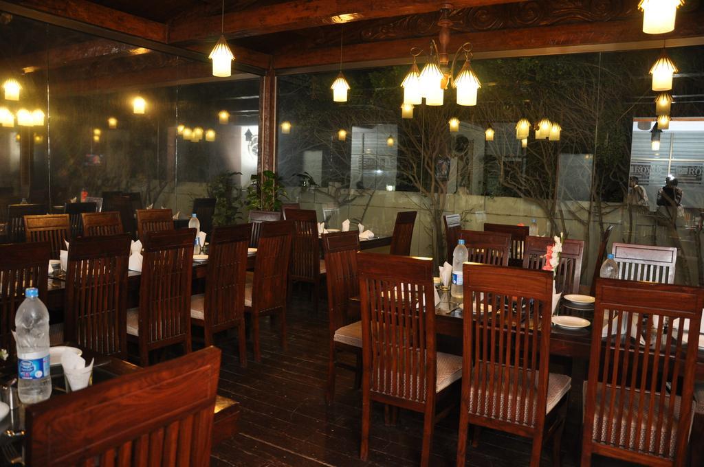 Royal Elegance Hotel Lahore Ngoại thất bức ảnh