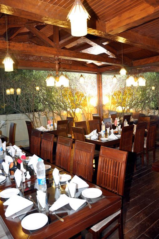 Royal Elegance Hotel Lahore Ngoại thất bức ảnh