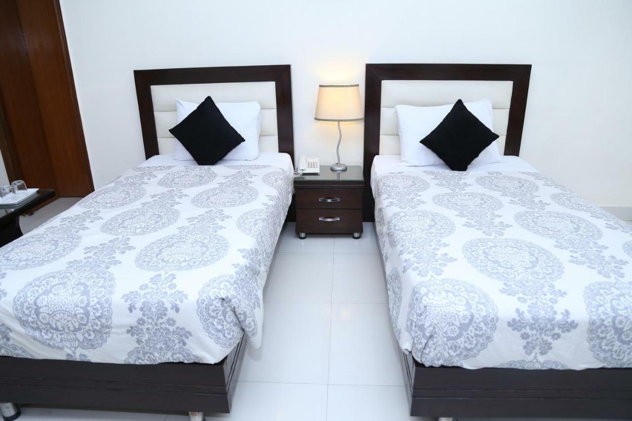 Royal Elegance Hotel Lahore Ngoại thất bức ảnh